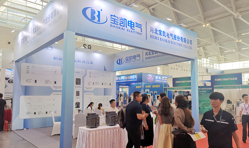 暴擊行業(yè)天花板！寶凱電氣硬核技術(shù)亮相天津清潔能源展，引央視記者及能源產(chǎn)業(yè)巨頭現(xiàn)場(chǎng)“挖寶”